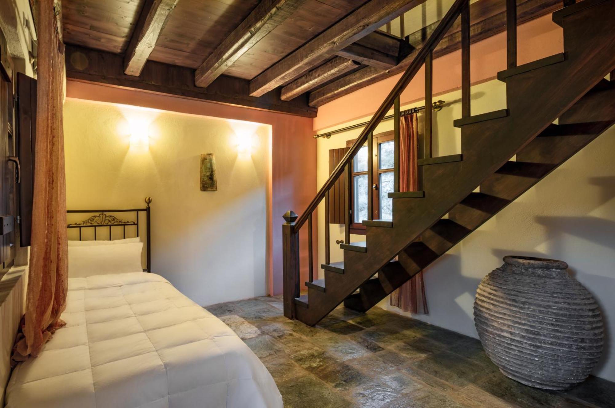 Porto Kale Guesthouse Porto Kagio Exterior photo